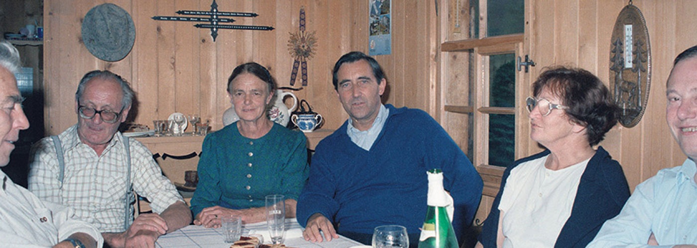 Alpexkursion auf die Alpe Goßlachen im Jahr 1989 © Helmut Klapper/ Vorarlberger Landesbibliothek, beigestell
