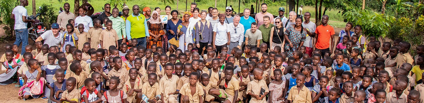 Der emotionale Höhepunkt der Reise: Besuch einer von Fairtrade errichteten Schule.