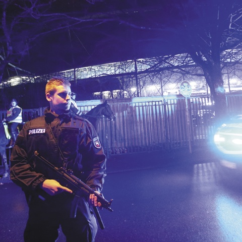 © Von Der Laage,Gladys Chai/Action Press