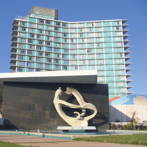Das Habana Riviera am Malecón-Boulevard in Havanna. <br>Fotos: Leandro Neumann Ciuffo, Library of Congress, beigestellt