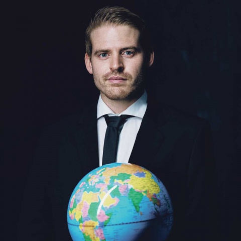 Es ist bewundernswert, wie Güter „Made in Vorarlberg“ in allen Teilen der Erde gefragt sind und dort auch vielfach feste Niederlassungen für den Vertrieb und sogar für die Fertigung begründet haben: in den USA und Kanada, in China, in Australien, Brasilien …<br><br>Fotos: Markus Gmeiner, Robert Newald