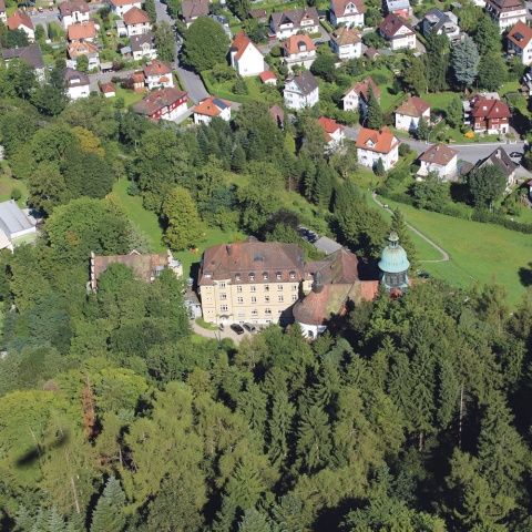 Die Vorarlberger Landesbibliothek und das Gallusstift können auf eine lange Tradition zurückblicken: Römische Kultstätte, später Adelssitz, Benediktinerkloster, dann Schule und heute Bibliothek.