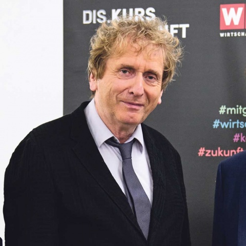 Michael Braungart bei seinem Vortrag im Designform: „Ein für verschiedene Branchen hochinteressanter Ansatz.“<br><br> Fotos: Caritas Vorarlberg, Miro Kuzmanovic