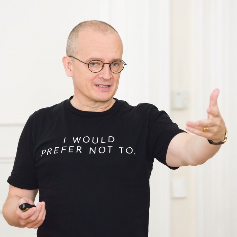 Sozialwissenschaftler und Jugendforscher Bernhard Heinzlmaier (61) nimmt im Interview kein Blatt vor den Mund – und besonders die Grünen ins verbale Visier: „Mit ihnen wird die Verbotspolitik zur Staatsreligion.“ <br><br> Foto: Anna Rauchenberger