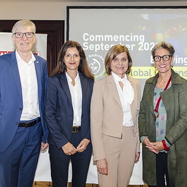 WKV-Präsident Wilfried Hopfner, Direktorin Maria Strolz, Landestatthalterin Barbara Schöbi-Fink, die Vorstandsvorsitzende der Vereinigung von Ordensschulen Österreichs und Maria Habersack
