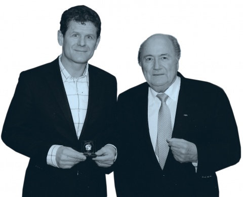 VFV-Präsident und Ex-FIFA-Kommissionsmitglied Horst Lumper mit Ex-FIFA-Präsident Sepp Blatter im Jahr 2012. © privat