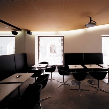 © Ignacio Martínez Espresso-Bar Unterberger, Feldkirch 2003 | Gohm & Hiessberger