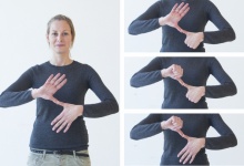  Amerika: Eine Handfläche und ein Handrücken nach vorn gedreht, die Finger ausgestreckt und durch die Daumen verbunden stellen den amerikanischen Kontinent dar. Spricht man von Nordamerika wird mit der unteren Hand die Faust geballt, ist Mittelamerika gemeint, werden beide Hände zu Fäusten und für die Darstellung von Südamerika ist die Faust oben und die untere Handfläche ist ausgestreckt. 